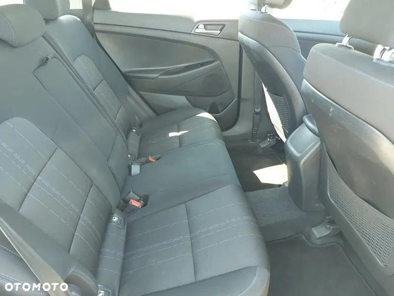 Hyundai Tucson 1.6 GDI BlueDrive Comfort 2WD - 31