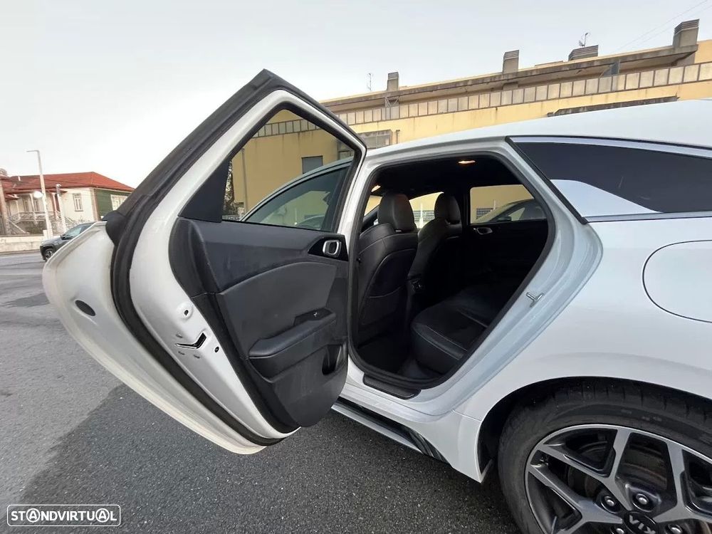 Kia ProCeed 1.0 T-GDI GT Line - 38