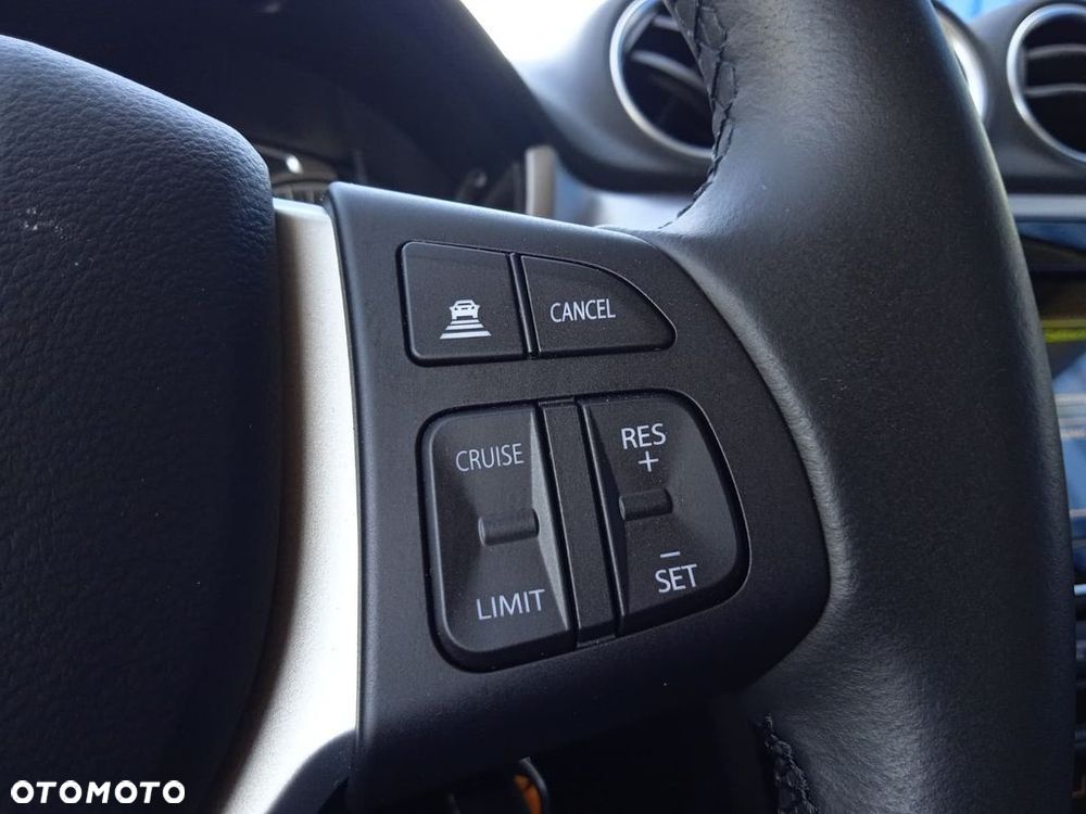 Suzuki Vitara 1.4 Boosterjet SHVS Premium 4WD - 16