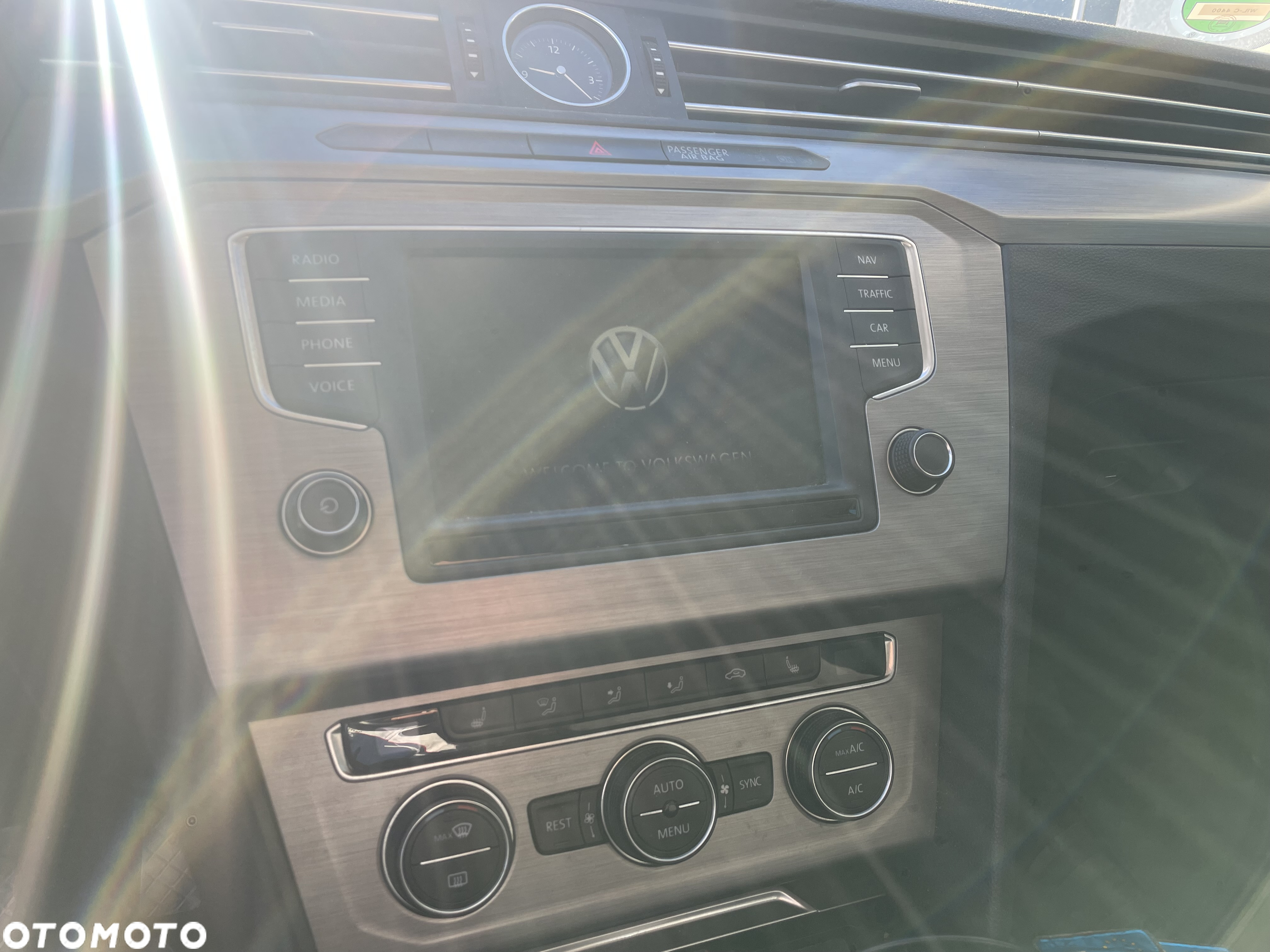 Volkswagen Passat 2.0 TDI SCR Comfortline - 3