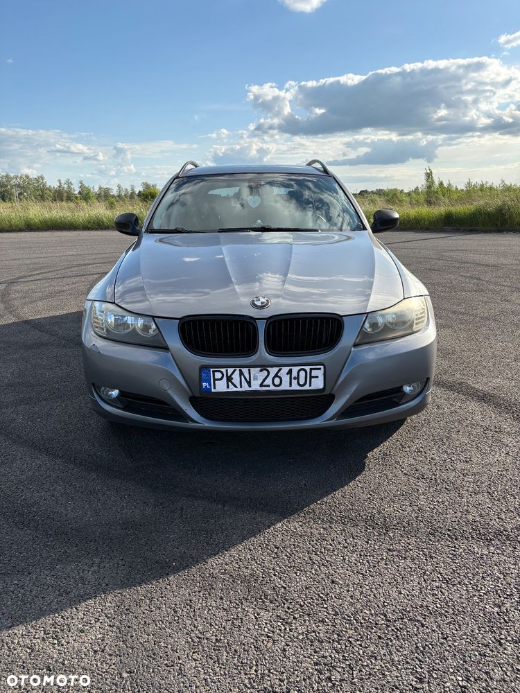 BMW Seria 3 318d - 2