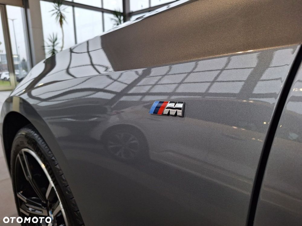 BMW Seria 3 320d xDrive M Sport sport - 9