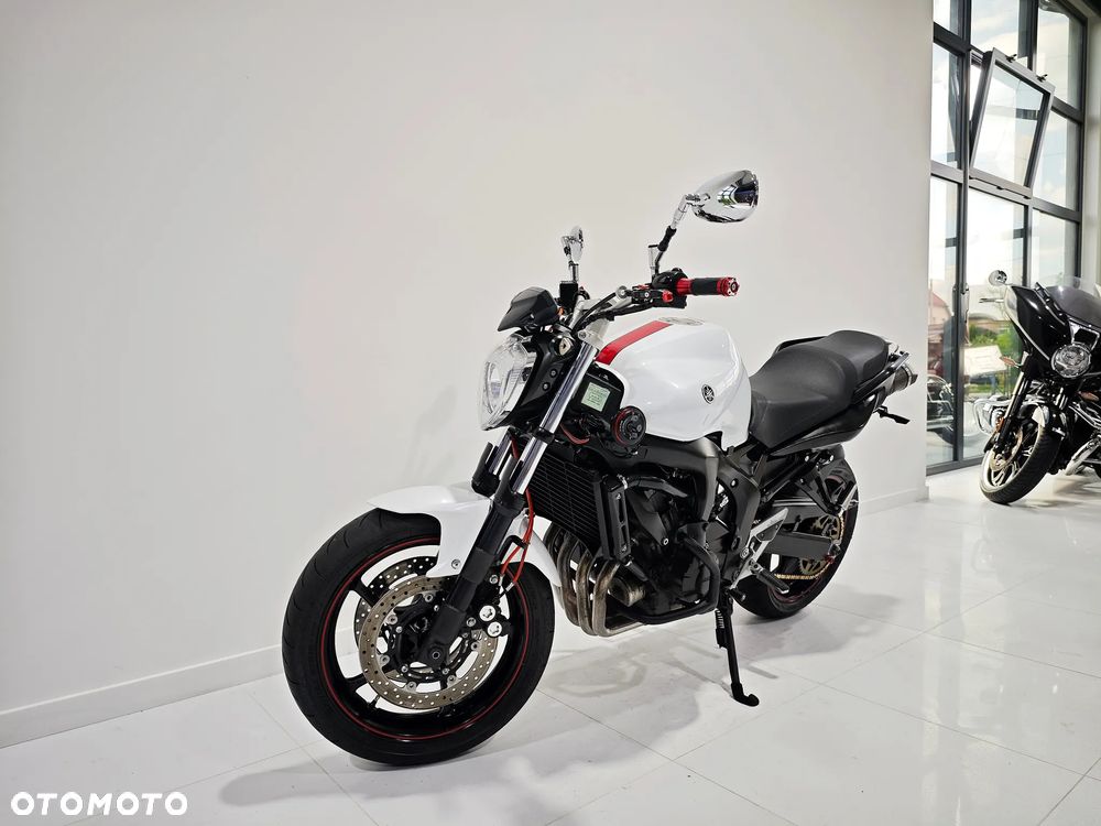 Yamaha FZ - 3