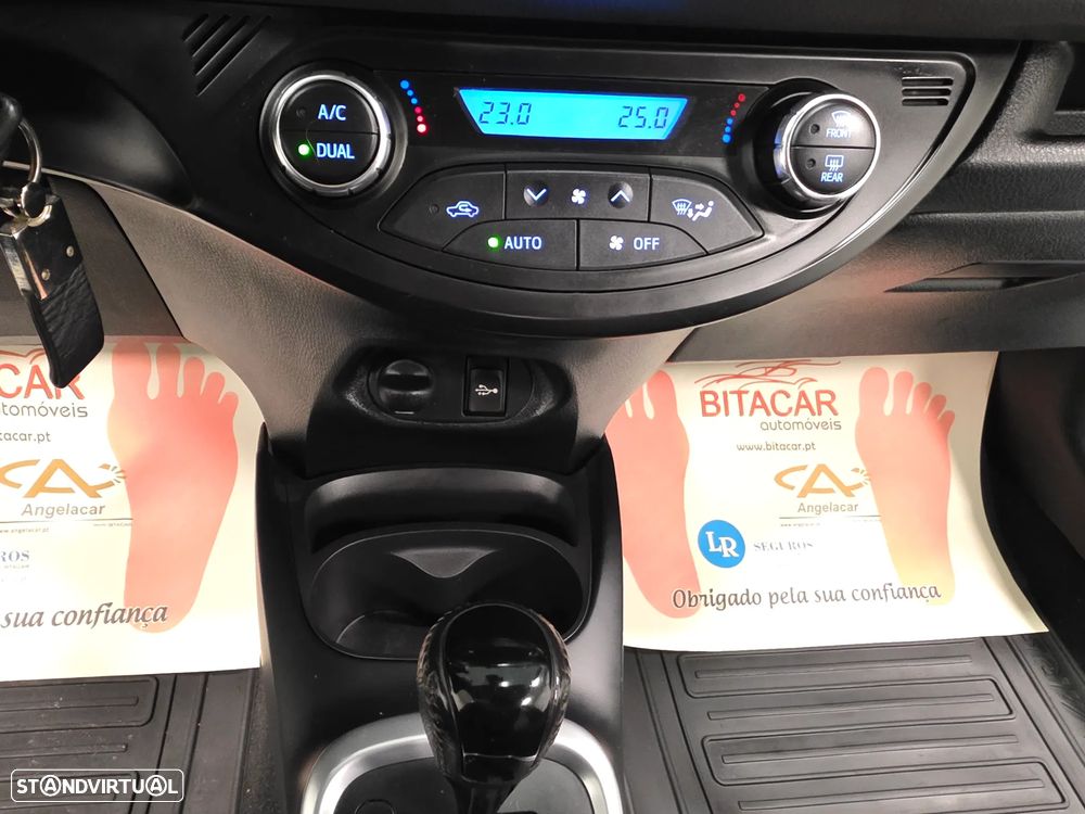 Toyota Yaris 1.5 HSD Comfort +P.Style+P.Techno - 60