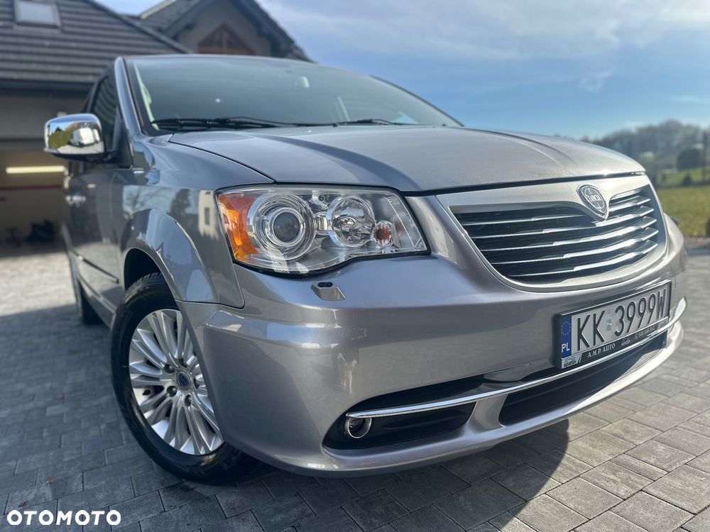 Lancia Voyager 2.8 Multijet 16v Platinum - 14