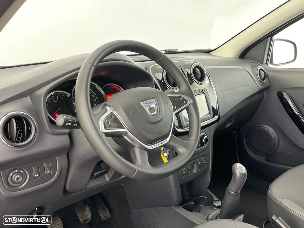 Dacia Sandero 0.9 TCe Stepway - 15