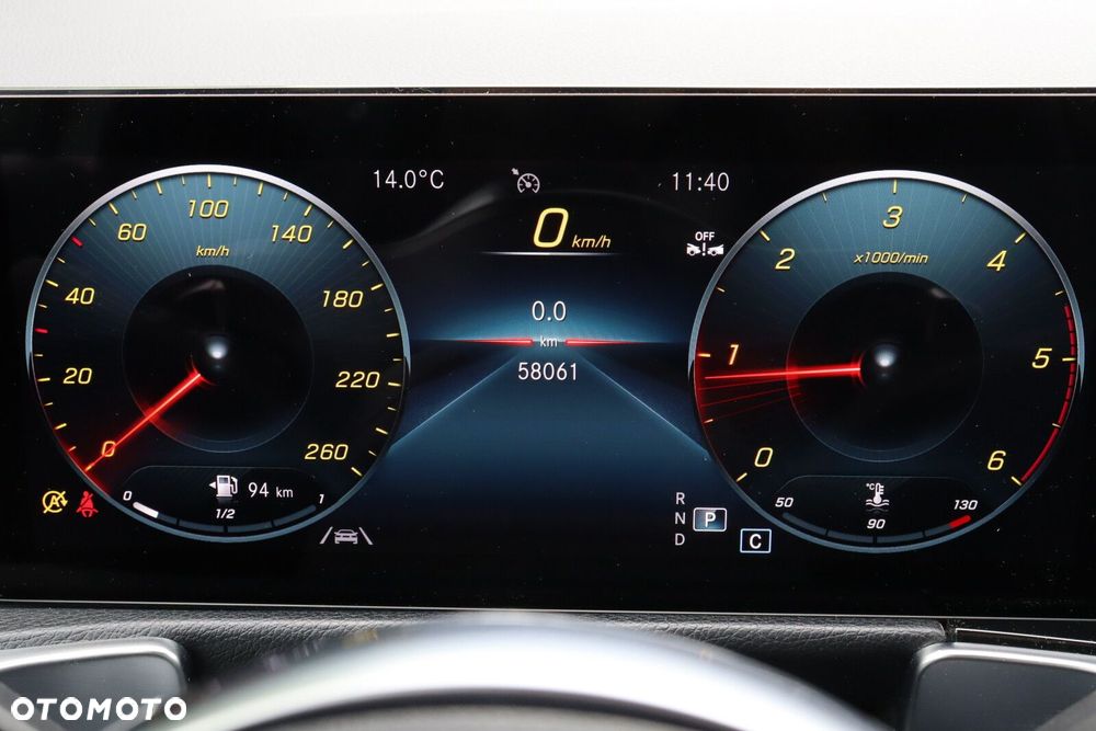 Mercedes-Benz GLB - 16