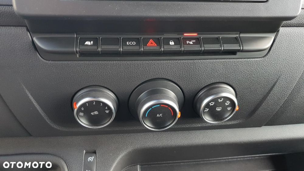 Renault master - 12