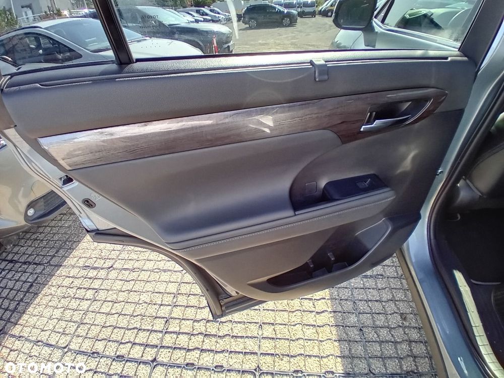 Toyota Highlander - 24