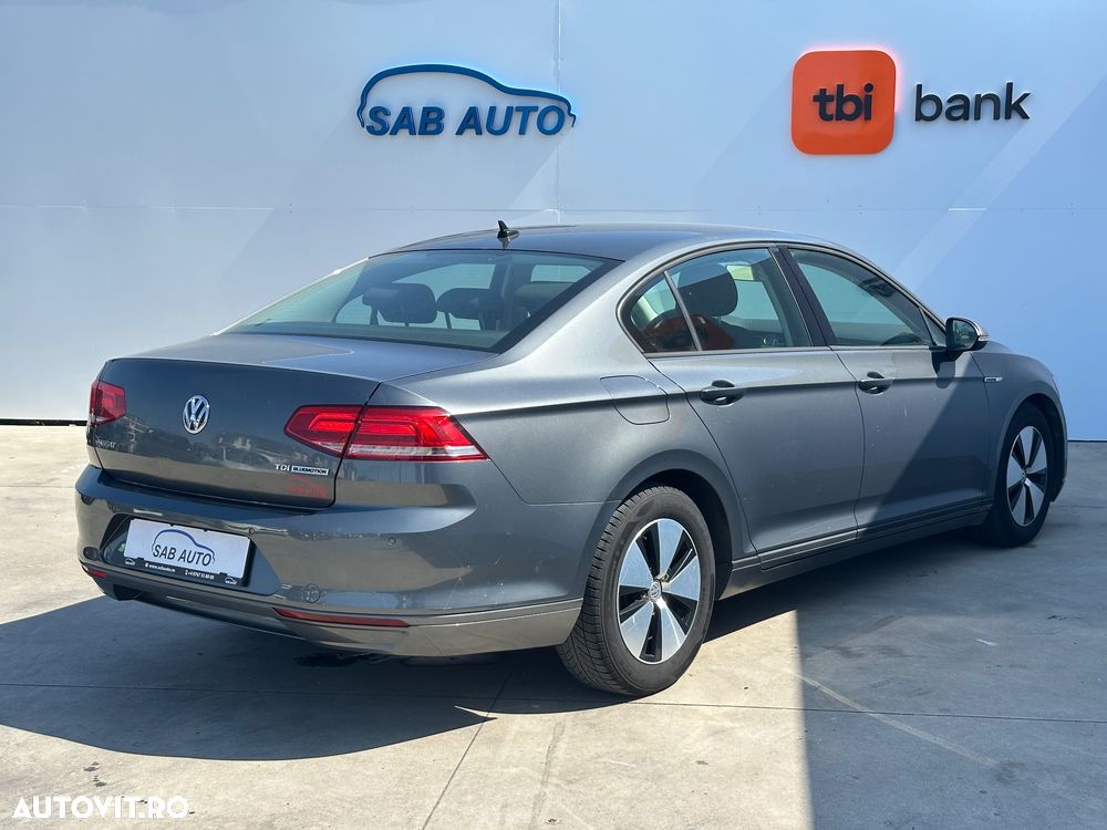 Volkswagen Passat 1.6 TDI (BlueMotion Technology) Comfortline - 17