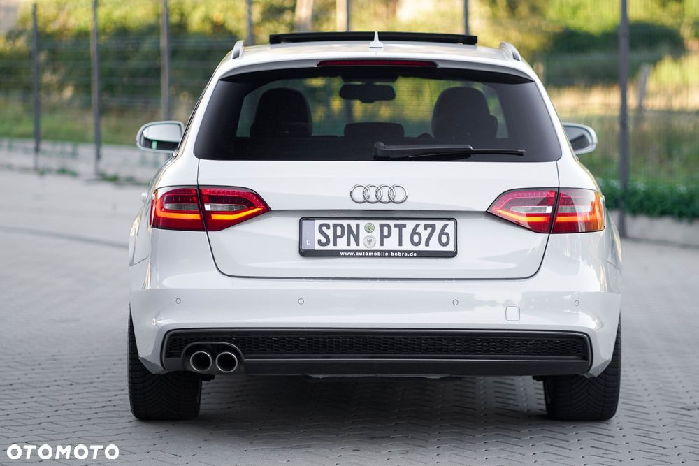 Audi A4 Avant 2.0 TDI DPF clean diesel S line Sportpaket - 10