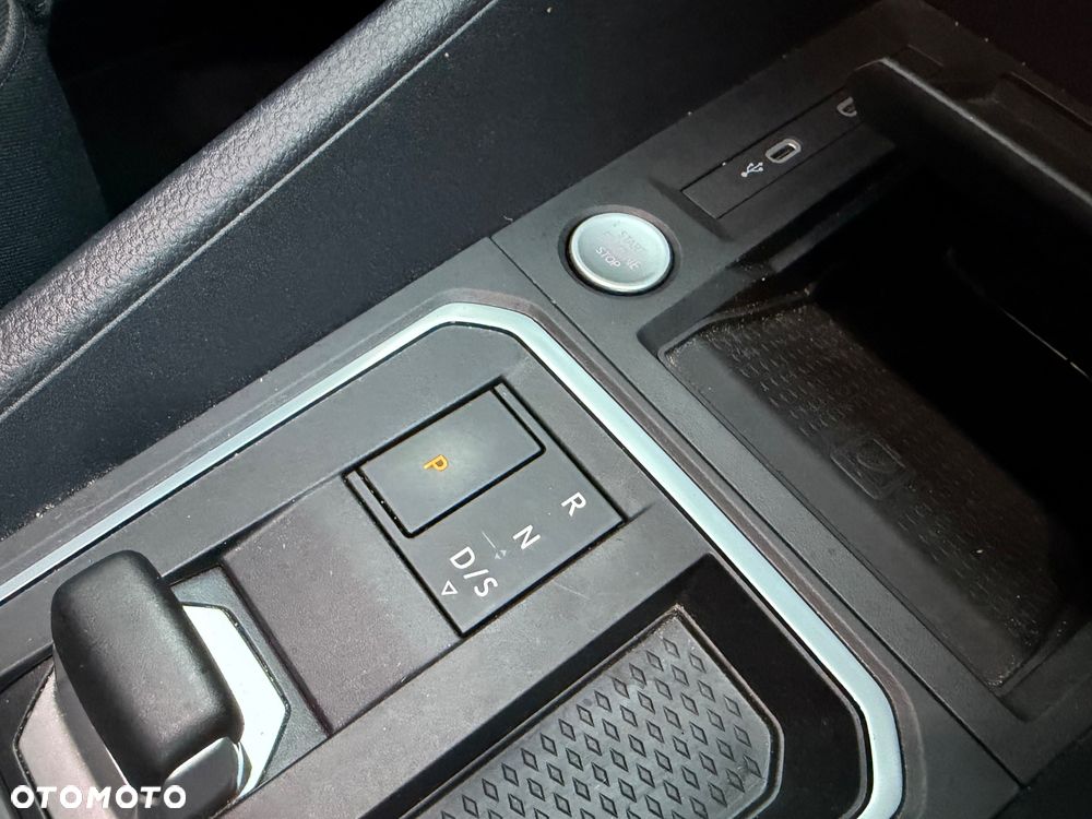 Ford Tourneo Connect Grand - 13