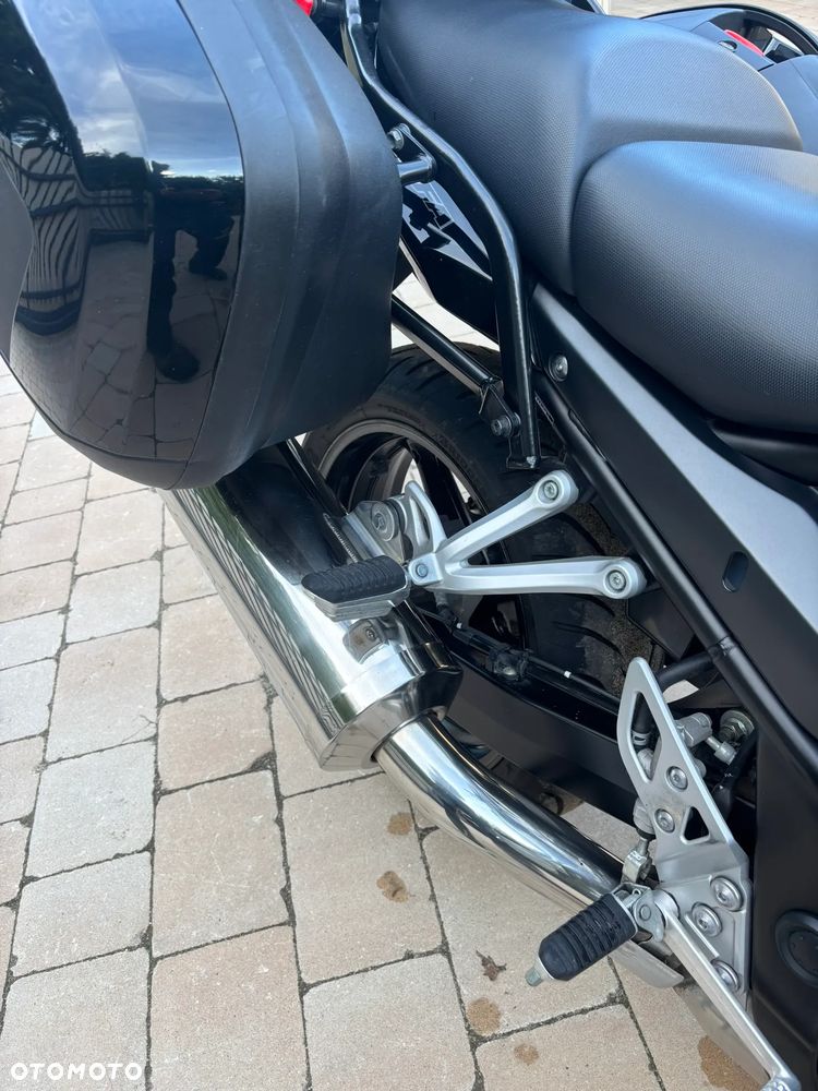 Suzuki GSX - 31