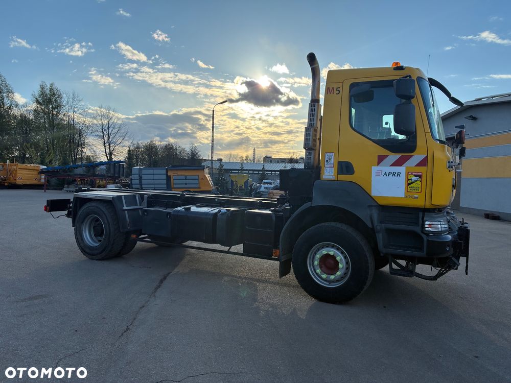 Renault Kerax 4x2 - 3