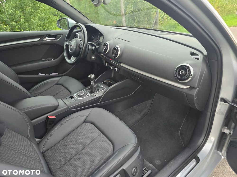 Audi A3 3-drzwiowe 1.6 TDI - 24
