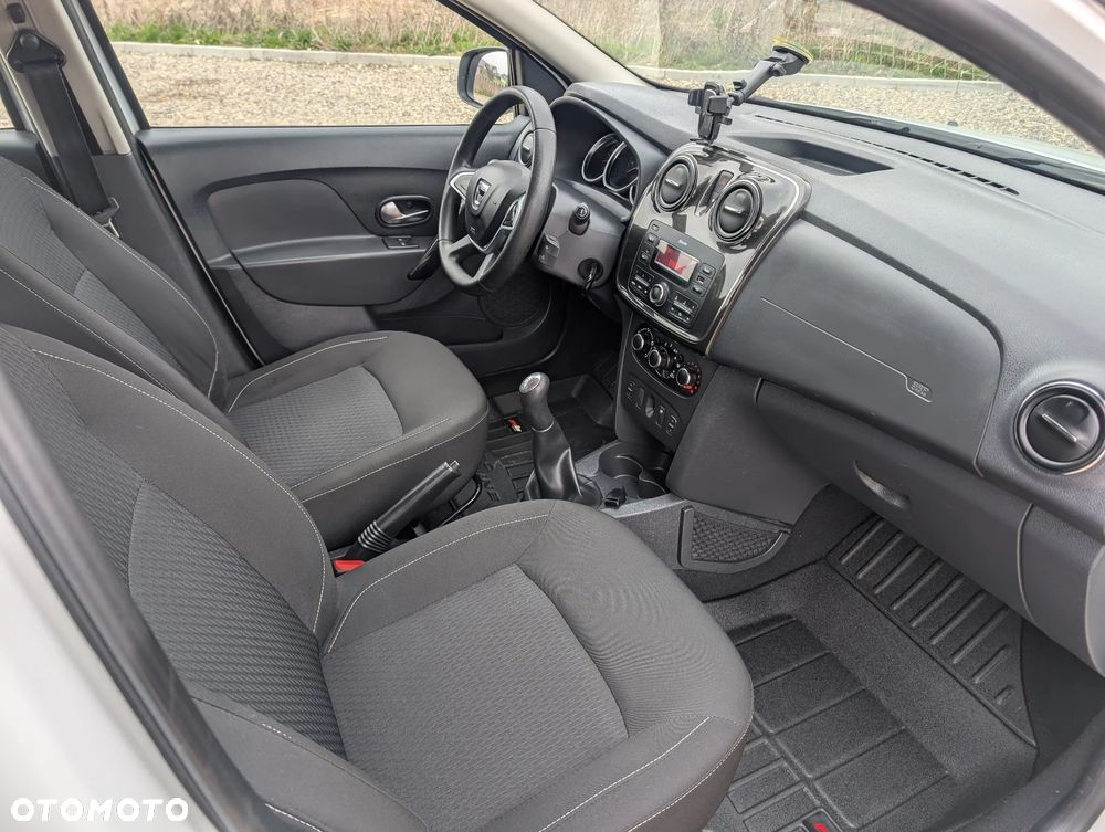 Dacia Logan 0.9 TCe Laureate S&S - 19