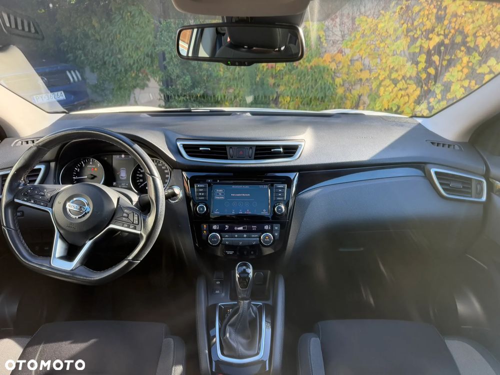 Nissan Qashqai 1.3 DIG-T N-Connecta DCT - 13
