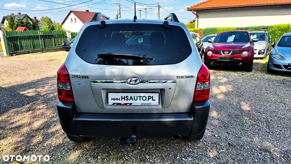 Hyundai Tucson 2.0 Comfort 2WD - 15