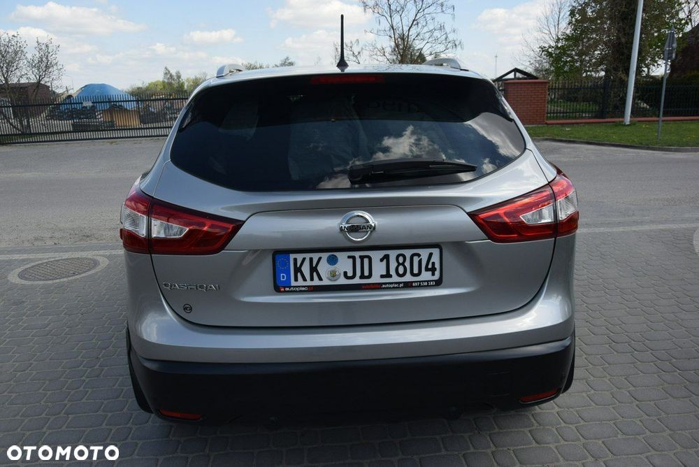 Nissan Qashqai 1.6 dCi 4x4 360 S&S - 17