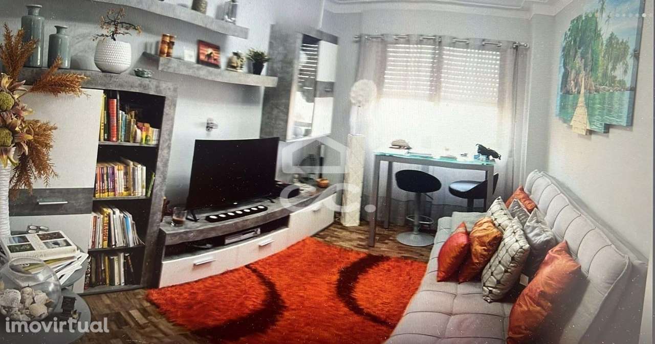Apartamento T2 com Totalmente Renovado. - Grande imagem: 3/20