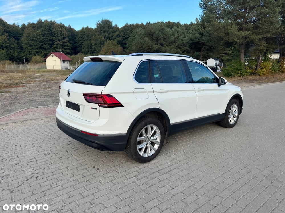 Volkswagen Tiguan - 5