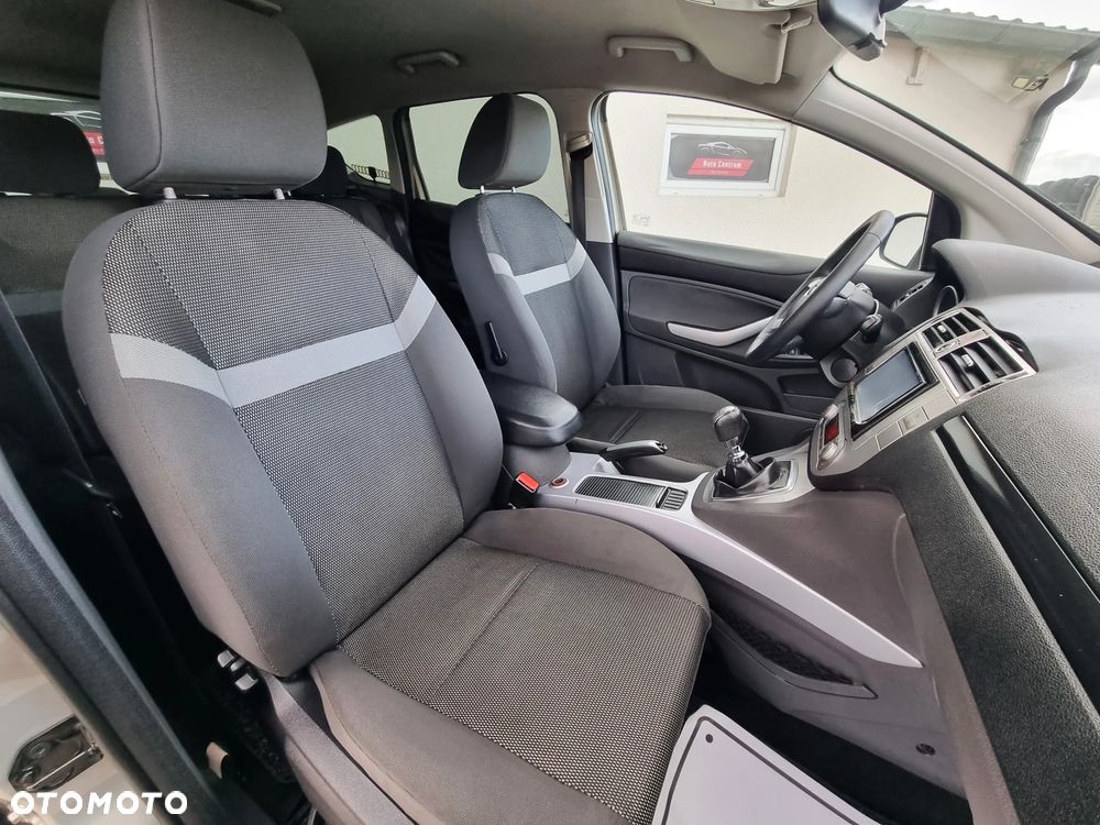 Ford Kuga 2.0 TDCi Trend - 9