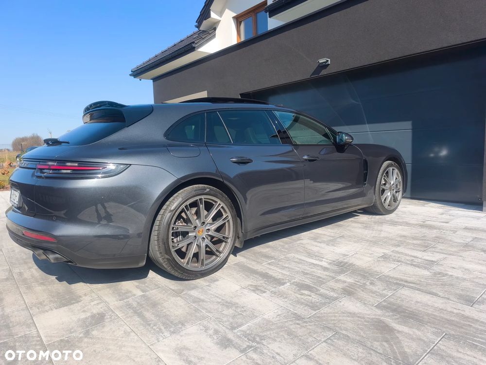 Porsche Panamera - 28