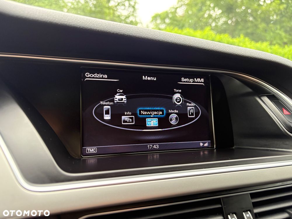 Audi A4 Avant 2.0 TDI Quattro S tronic - 25