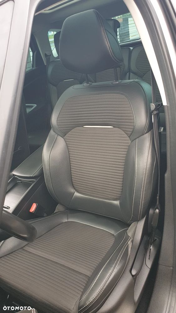 Renault Scenic ENERGY dCi 130 INITIALE PARIS - 19