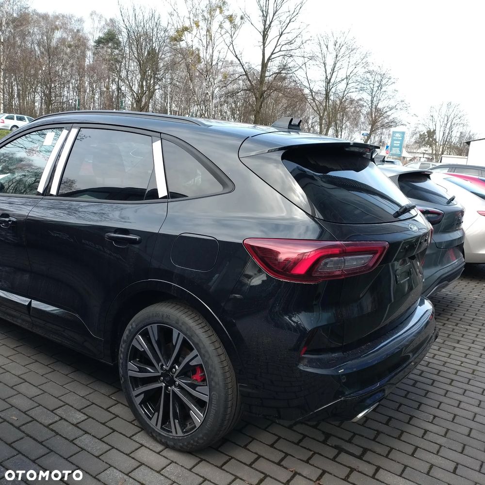 Ford Kuga 2.5 FHEV FWD ST-Line X - 2
