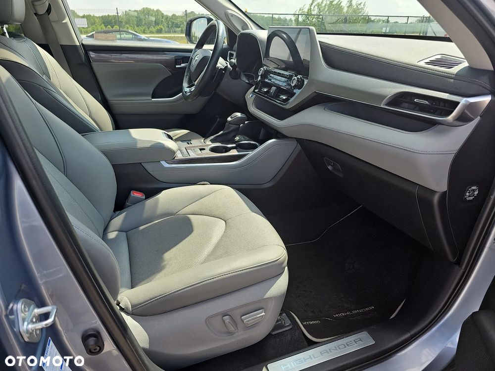 Toyota Highlander 2.5 Hybrid Executive - 20