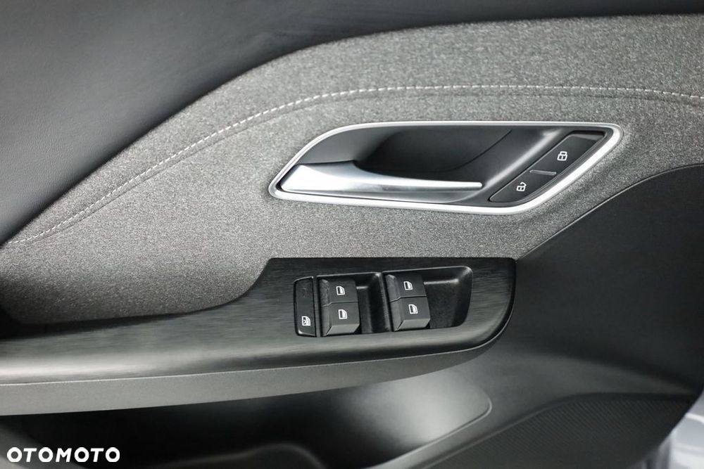 MG ZS 1.5 HEV+ Excite - 12