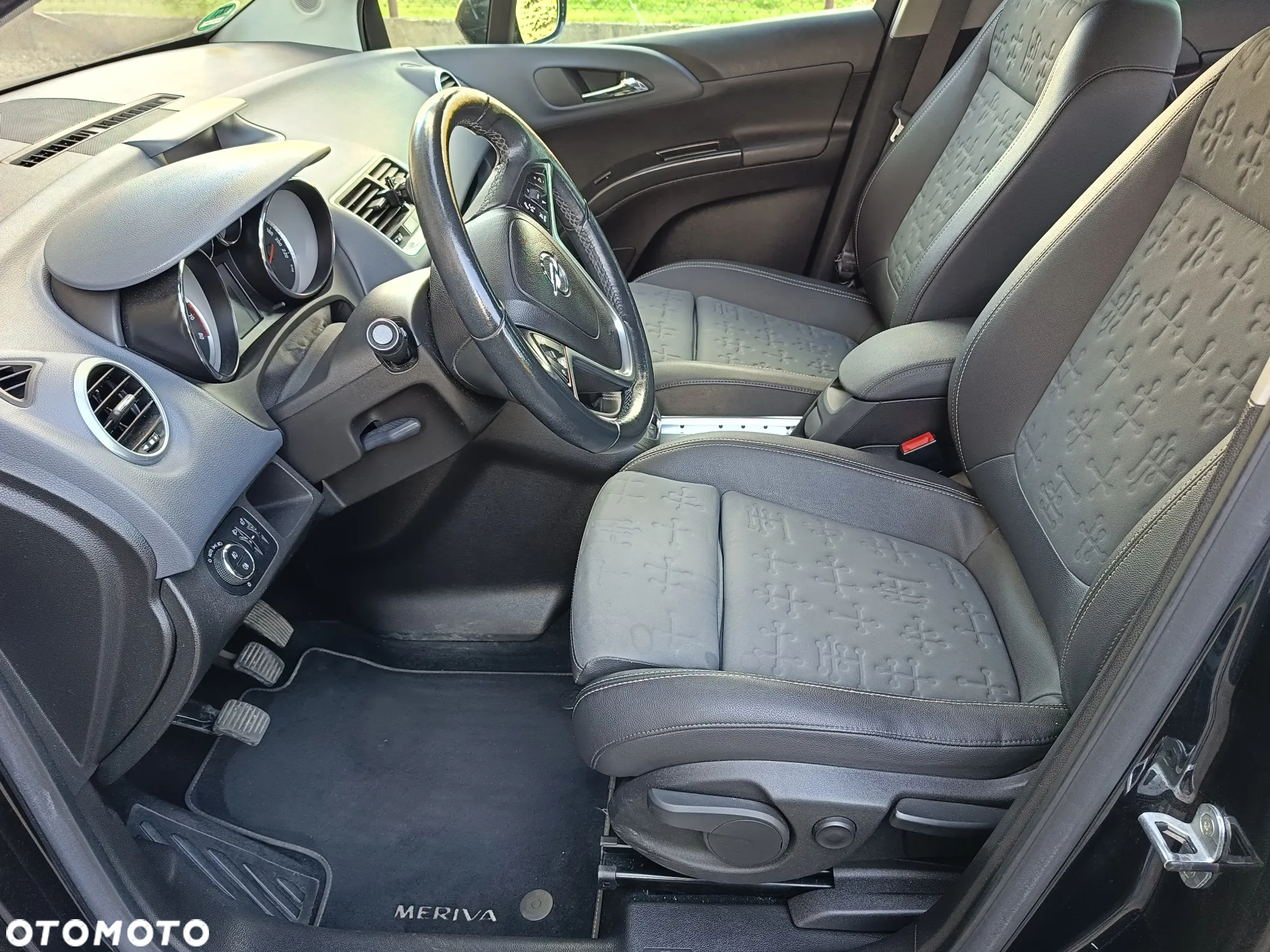 Opel Meriva 1.4 T Cosmo - 24