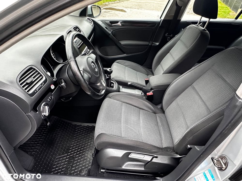 Volkswagen Golf 1.6 Comfortline - 19