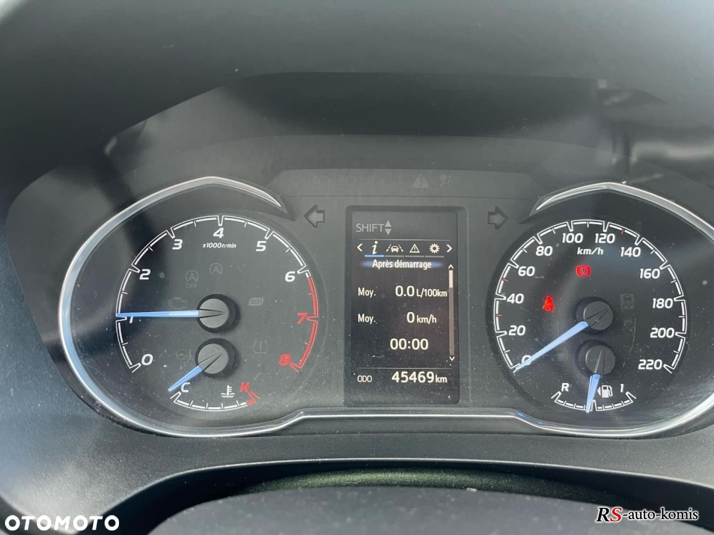 Toyota Yaris - 12