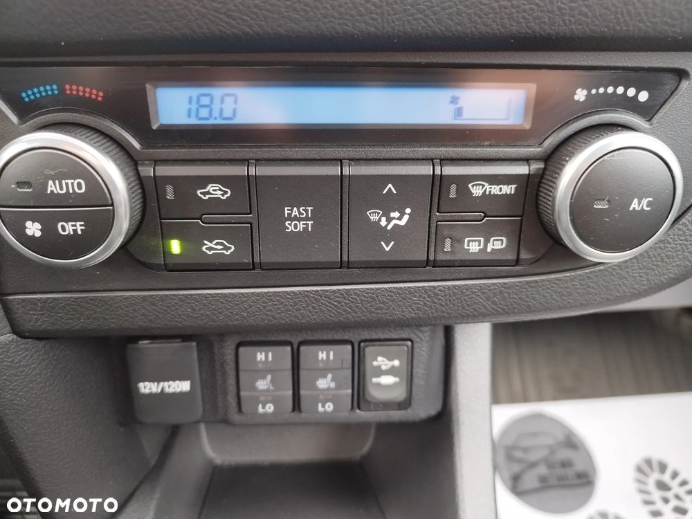 Toyota Auris 1.6 Edition - 16