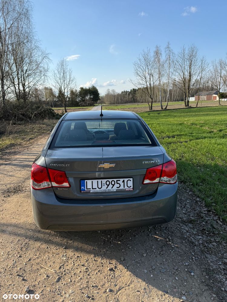 Chevrolet Cruze 2.0 LT - 6