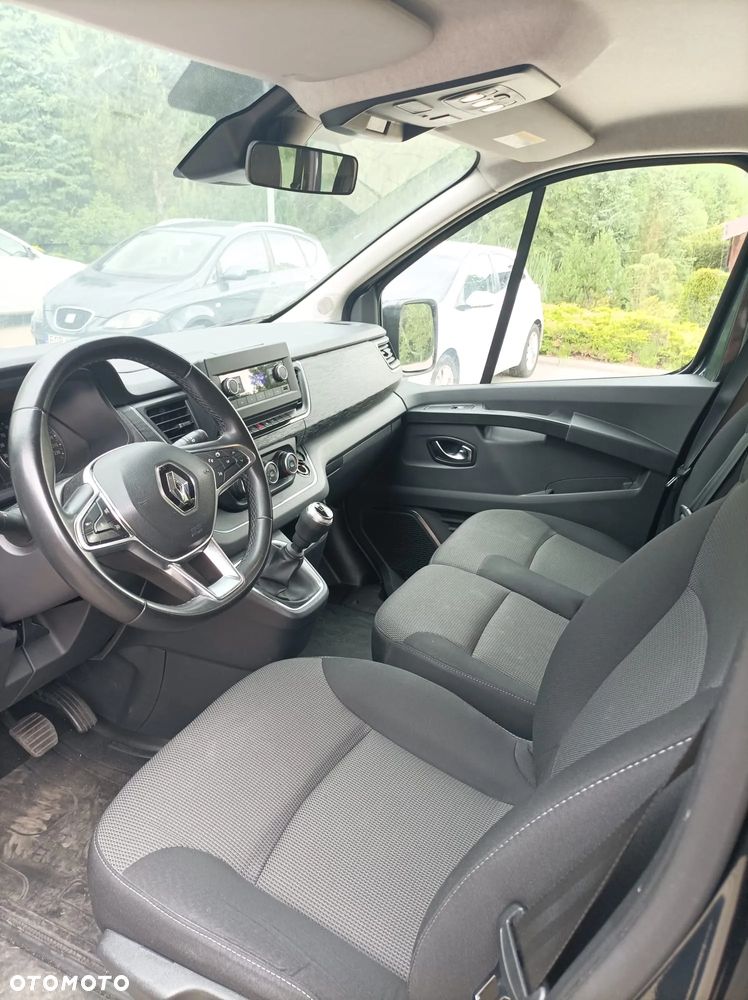 Renault Trafic - 10
