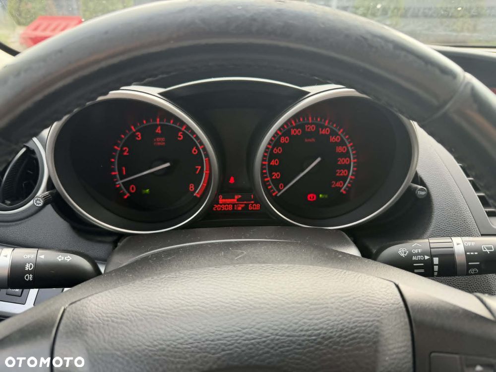Mazda 3 2.0 MZR DISI Exclusive-Line - 11