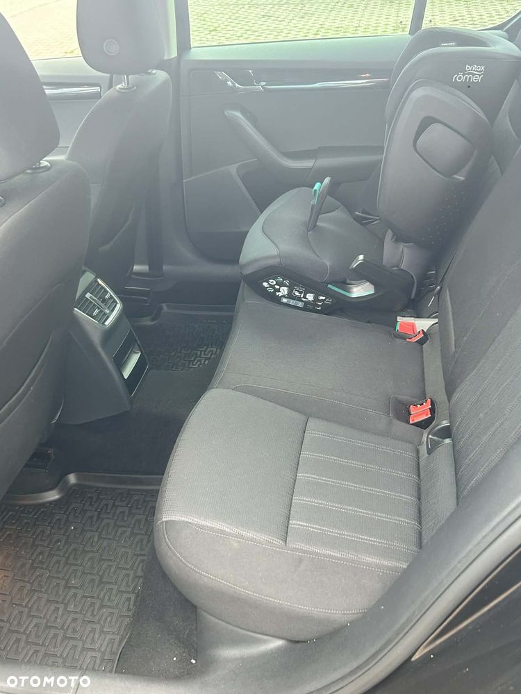 Skoda Octavia 1.4 TSI Style - 8