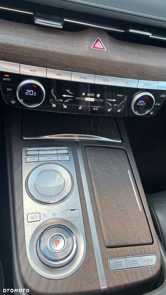 Genesis G80 - 13