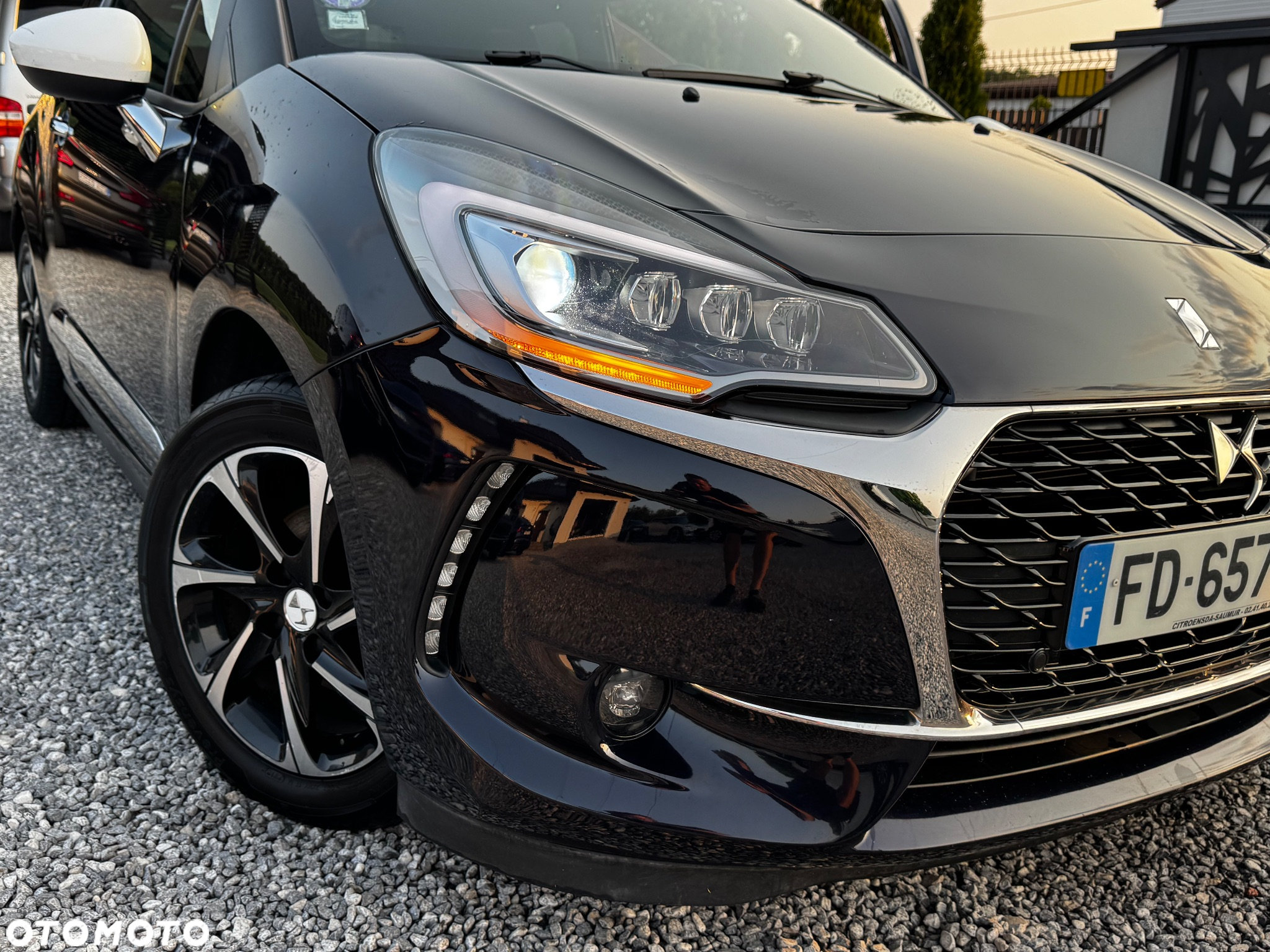 Citroën DS3 PureTech 110 Start & Stop EAT6 SportChic - 24