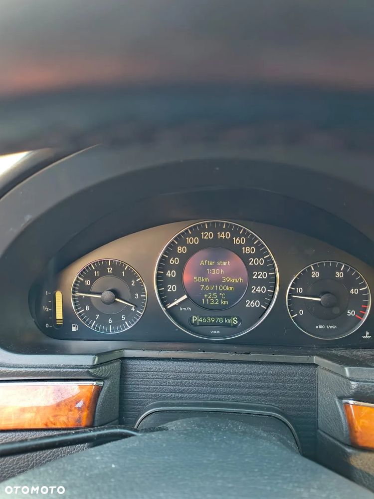 Mercedes-Benz Klasa E - 9