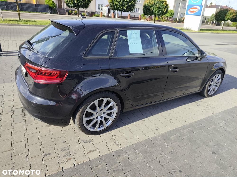 Audi A3 Sportback 1.8 TFSI Ambiente - 8