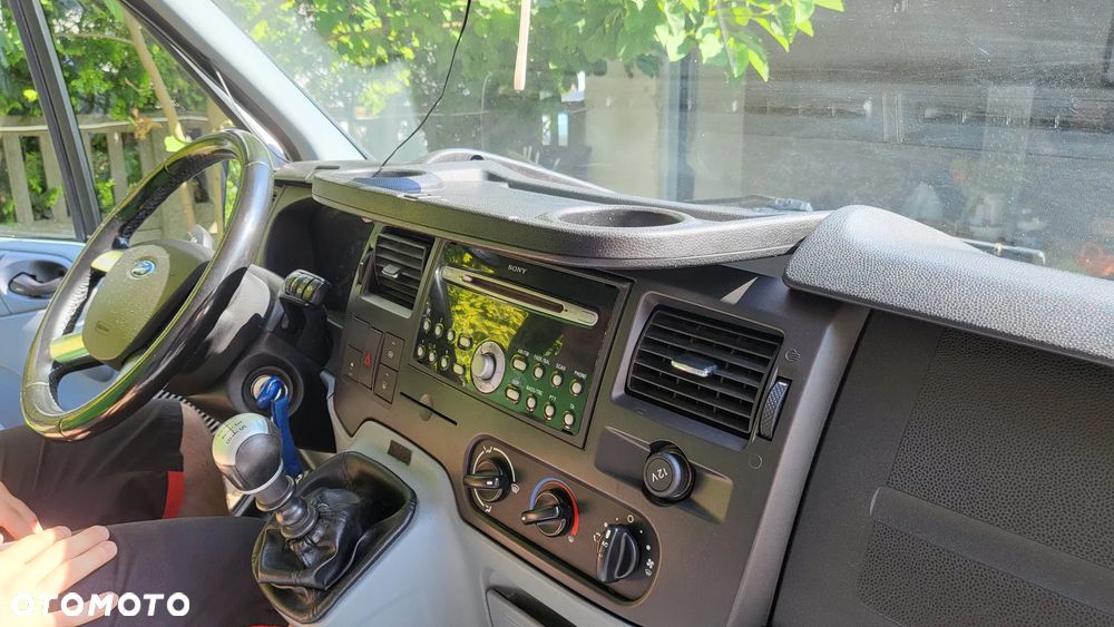 Ford Transit - 27