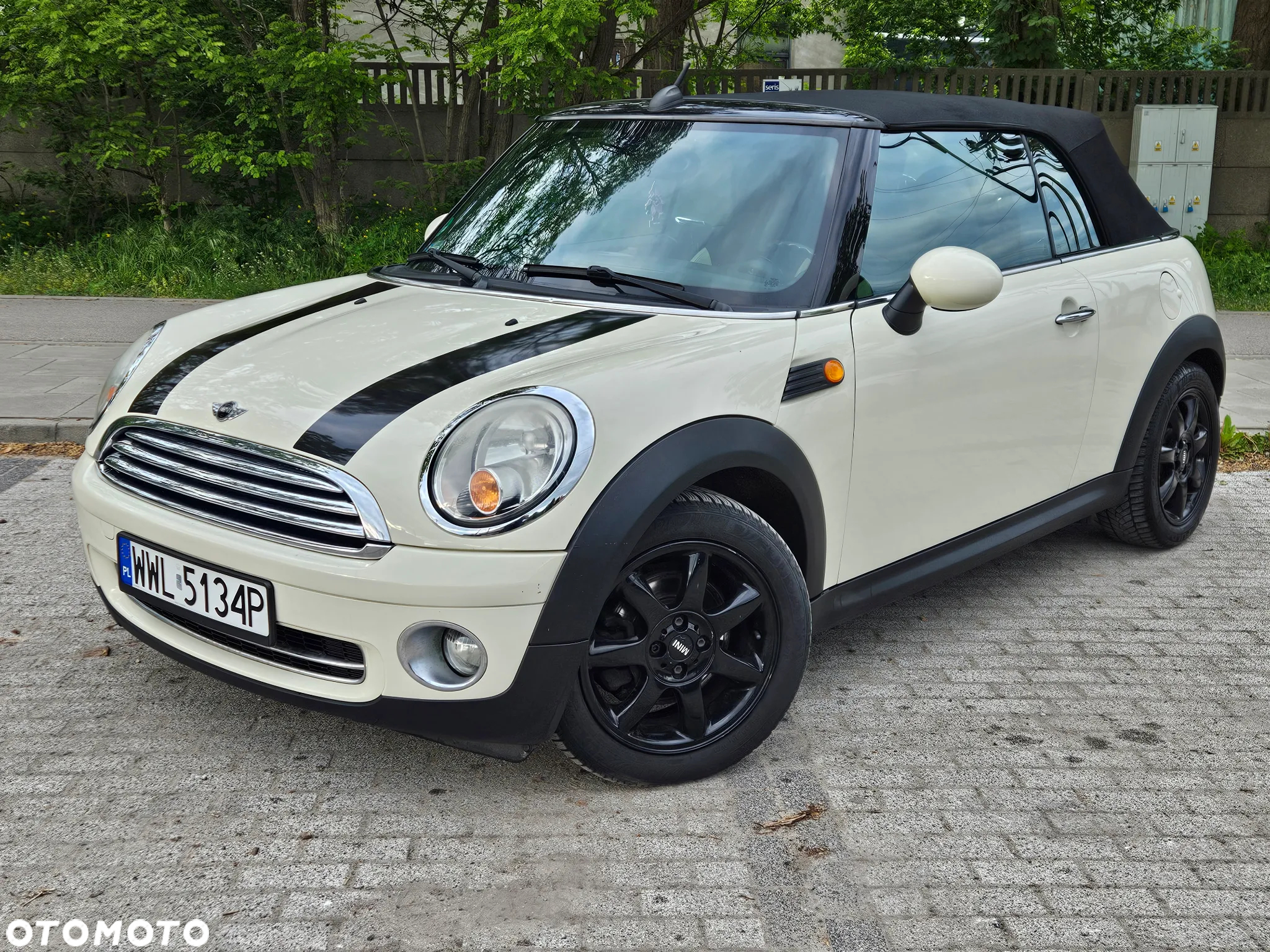 MINI Cooper Cabrio - 17