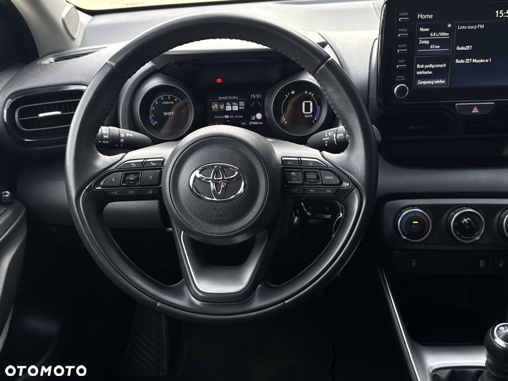 Toyota Yaris - 17