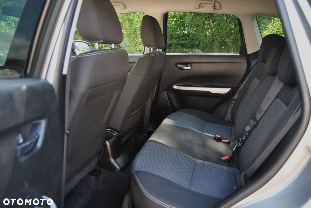 Suzuki Vitara 1.6 DDiS (4x4) Allgrip Comfort+ - 6