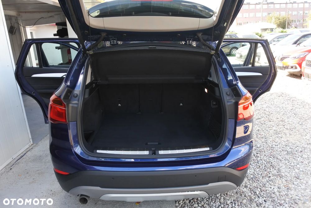 BMW X1 xDrive18d Sport Line sport - 13