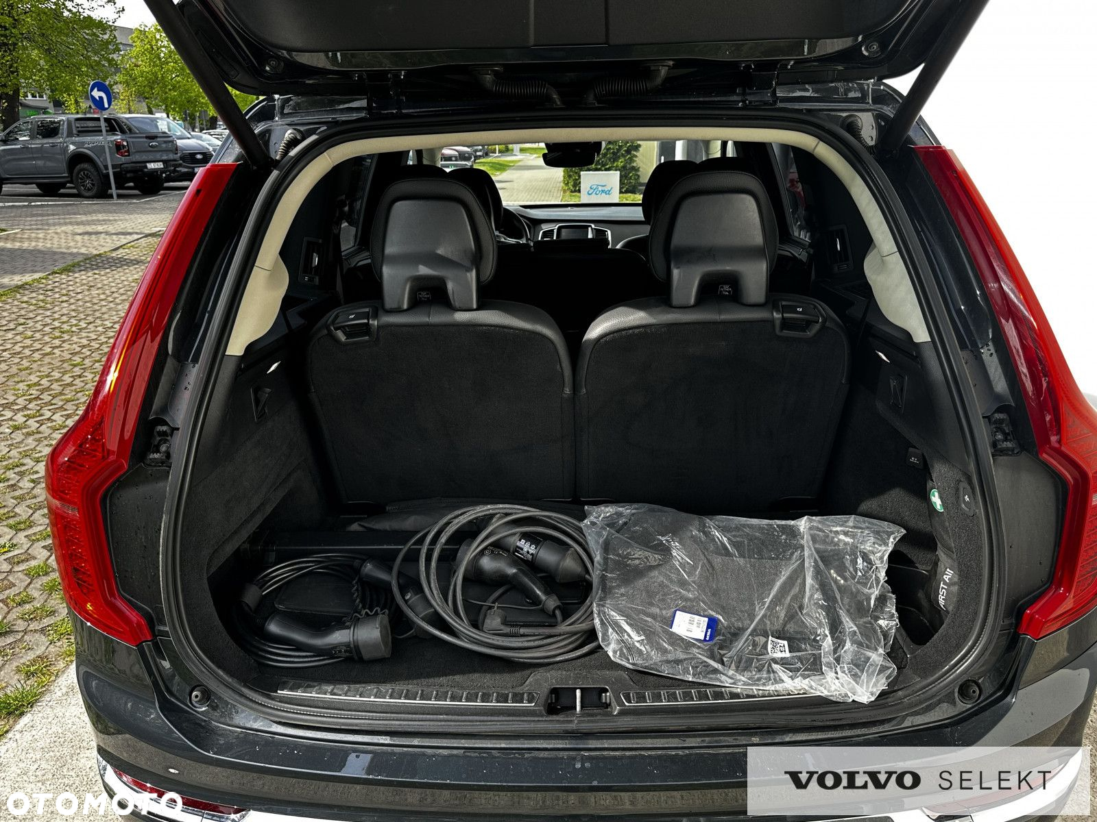 Volvo XC 90 - 13